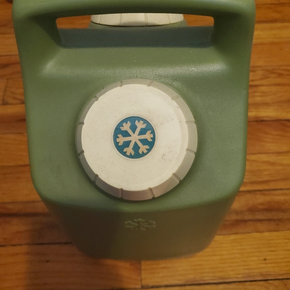 Vintage Thermos Hot & Cold Cooler Avocado Green Double Container  Picnic Camping - Picture 3 of 11